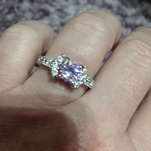 Sparkly pink clear cz ring - Picture 4 of 4